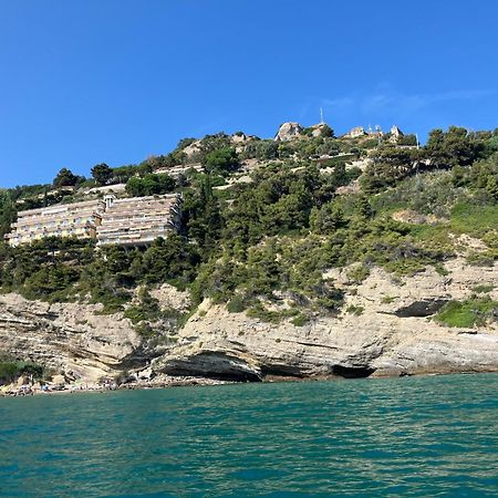 Sea And Monaco Charme View On The Beach Вентимилья Экстерьер фото