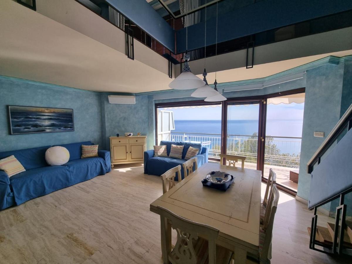 Sea And Monaco Charme View On The Beach Вентимилья Экстерьер фото