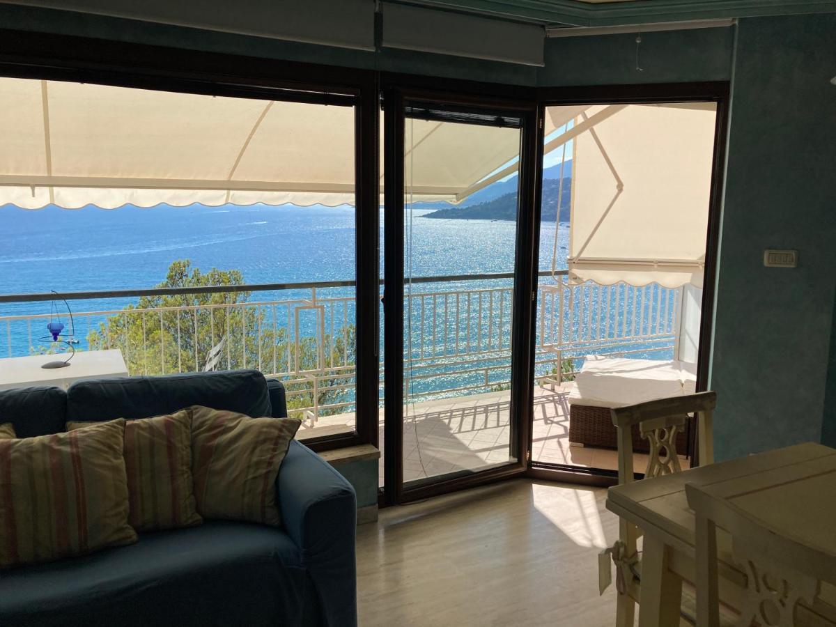 Sea And Monaco Charme View On The Beach Вентимилья Экстерьер фото